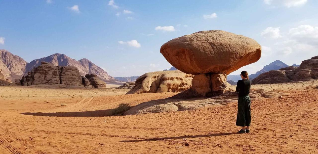 Moon Night Camp Hotel Wadi Rum Eksteriør billede