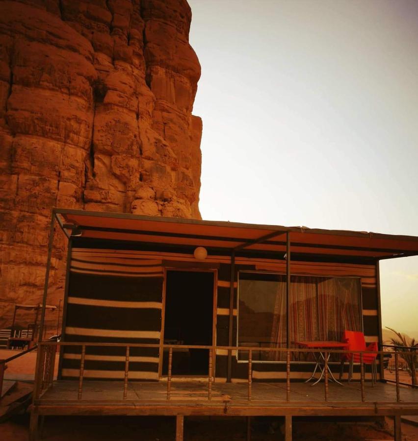 Moon Night Camp Hotel Wadi Rum Eksteriør billede