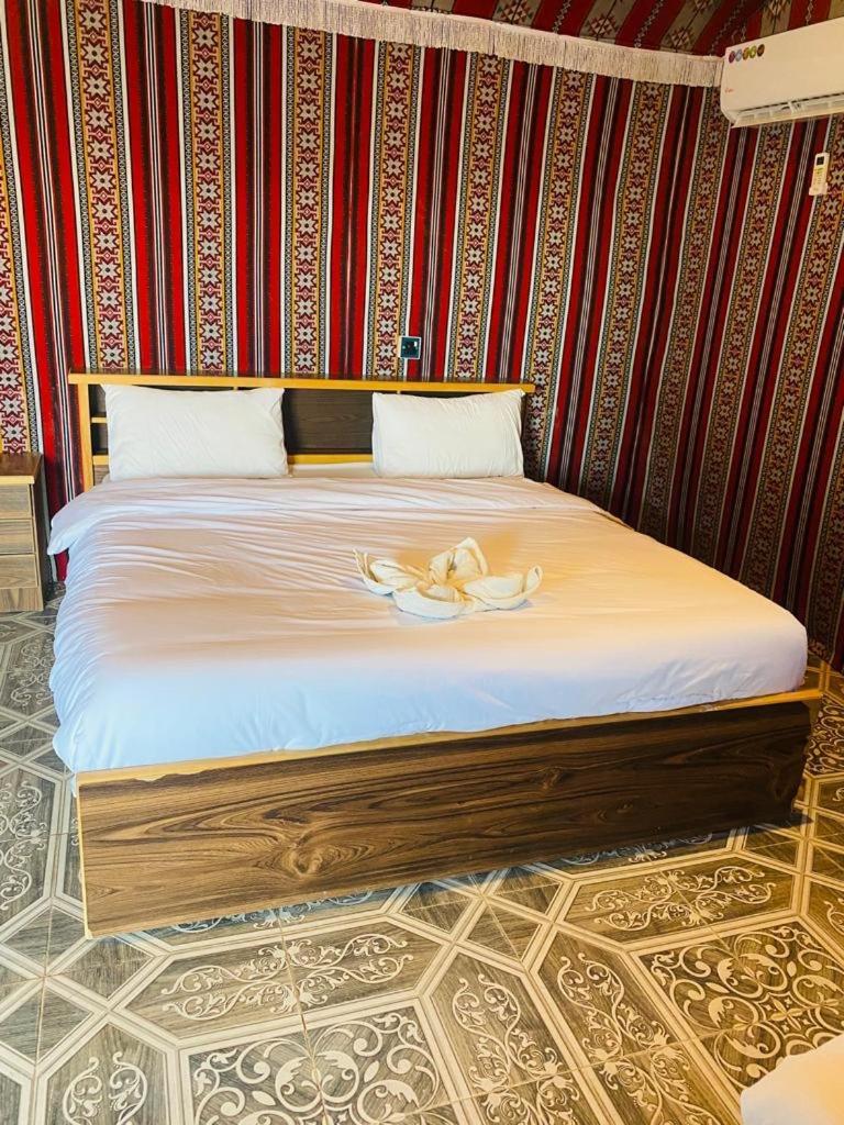 Moon Night Camp Hotel Wadi Rum Eksteriør billede